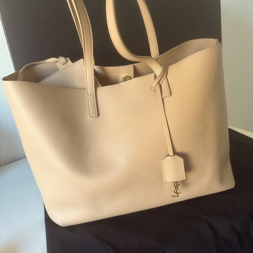 Saint Laurent tote bag